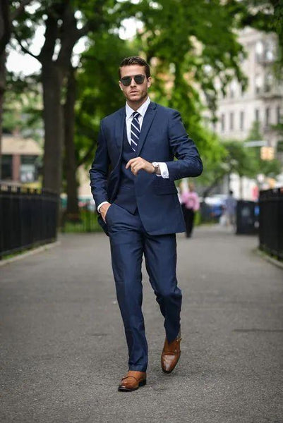 Men wear suits and the matching of leather shoes will reveal their ...