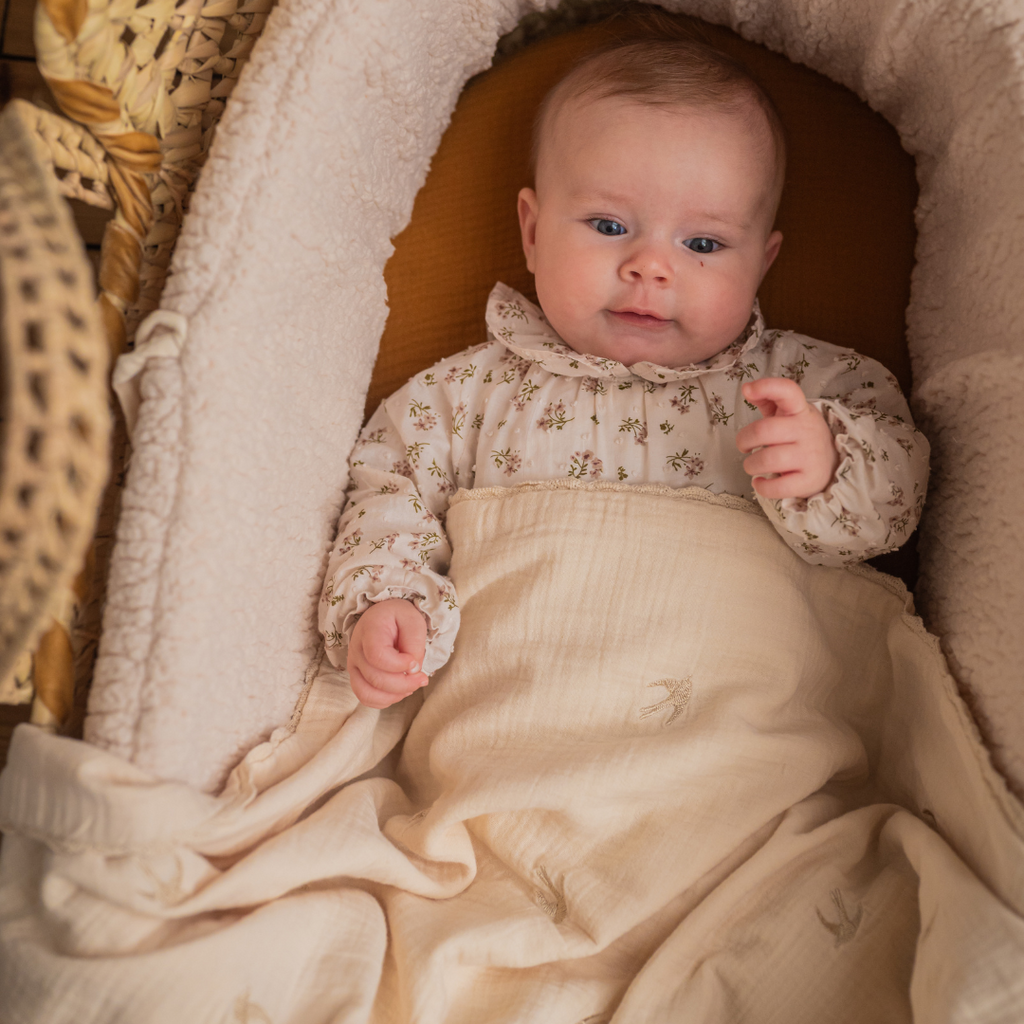 Chaussons bébé garçon maille bleue brodé Je suis un petit Prince > Babystock