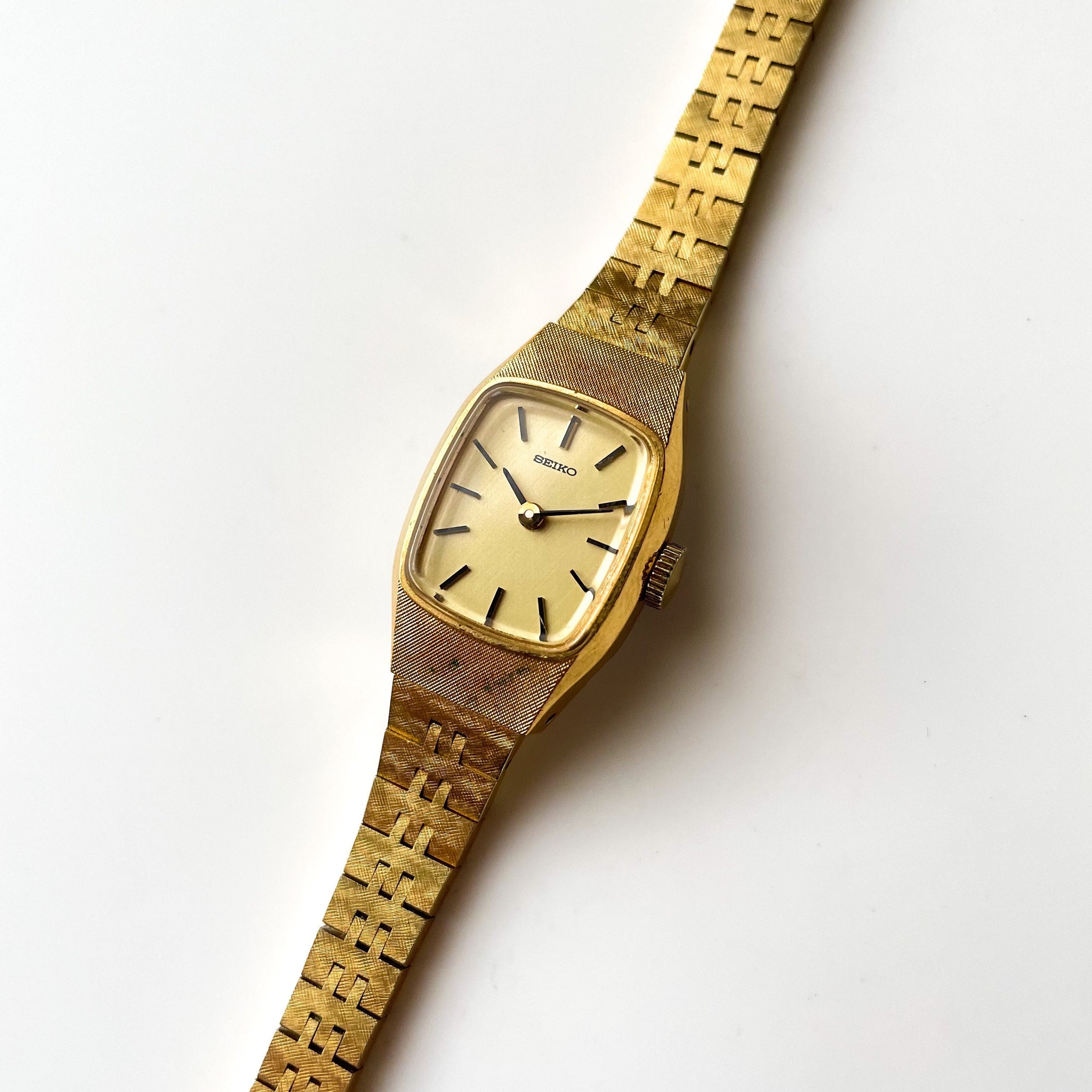 1970 Vintage Gold-Tone Seiko Mechanical Watch with Rectangular Dial –  Finchley Watches