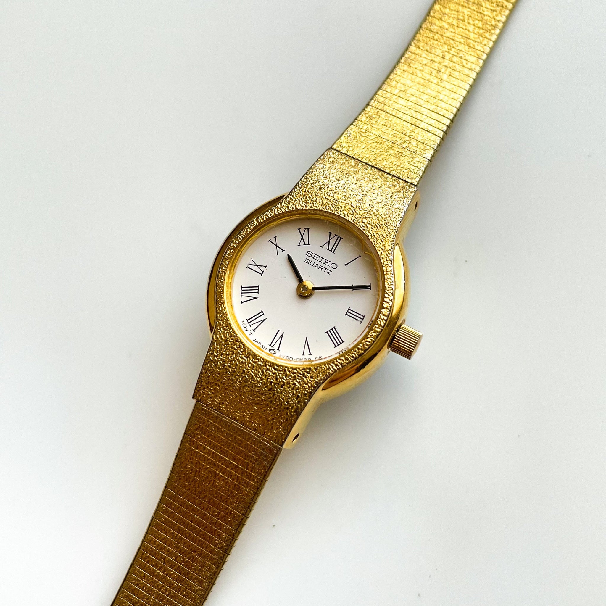 1993 Ladies' Gold-Tone Seiko Quartz Watch with Round Dial – Finchley Watches