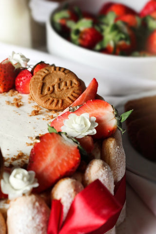 gâteau aux fraises et spéculoos à base de vanille epcie