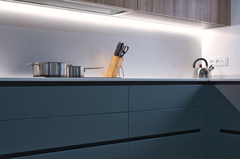 7 pasos para iluminar la cocina con tiras LED - Brillante Iluminación