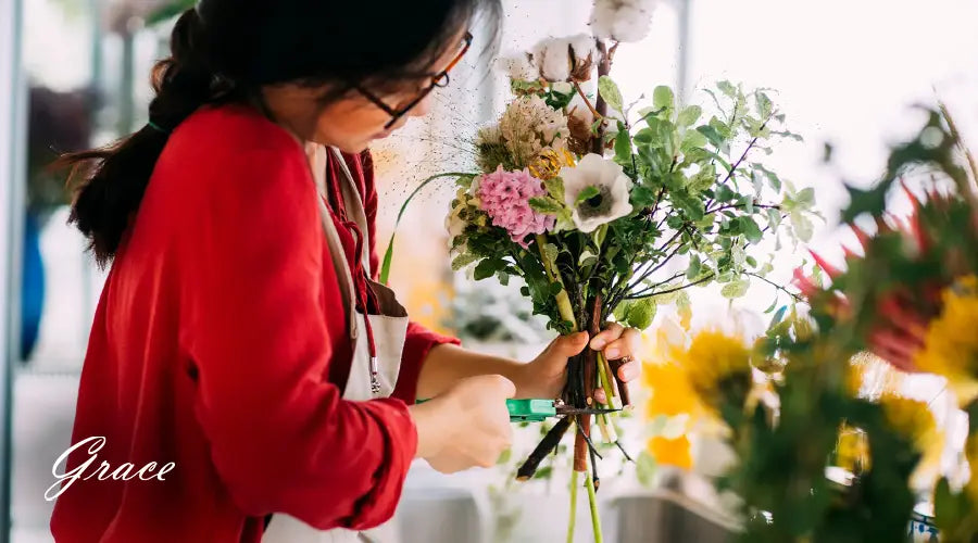 Do-Cut-Flowers-Need-Fertilizer-Or-Food-To-Last-Long