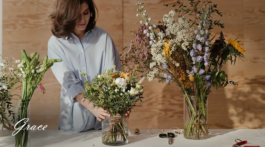 How-To-Arrange-Flowers-In-A-Vase