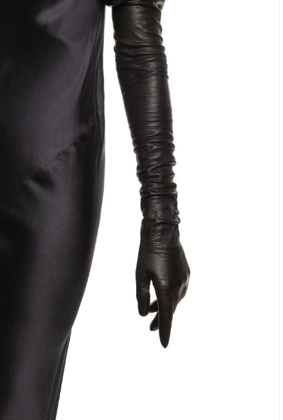 Must Have: Leather Gloves - The Girl from Panama