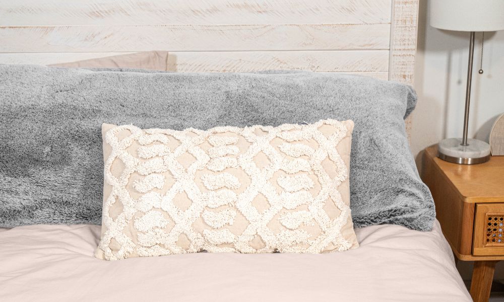decorative pillow for bedroom