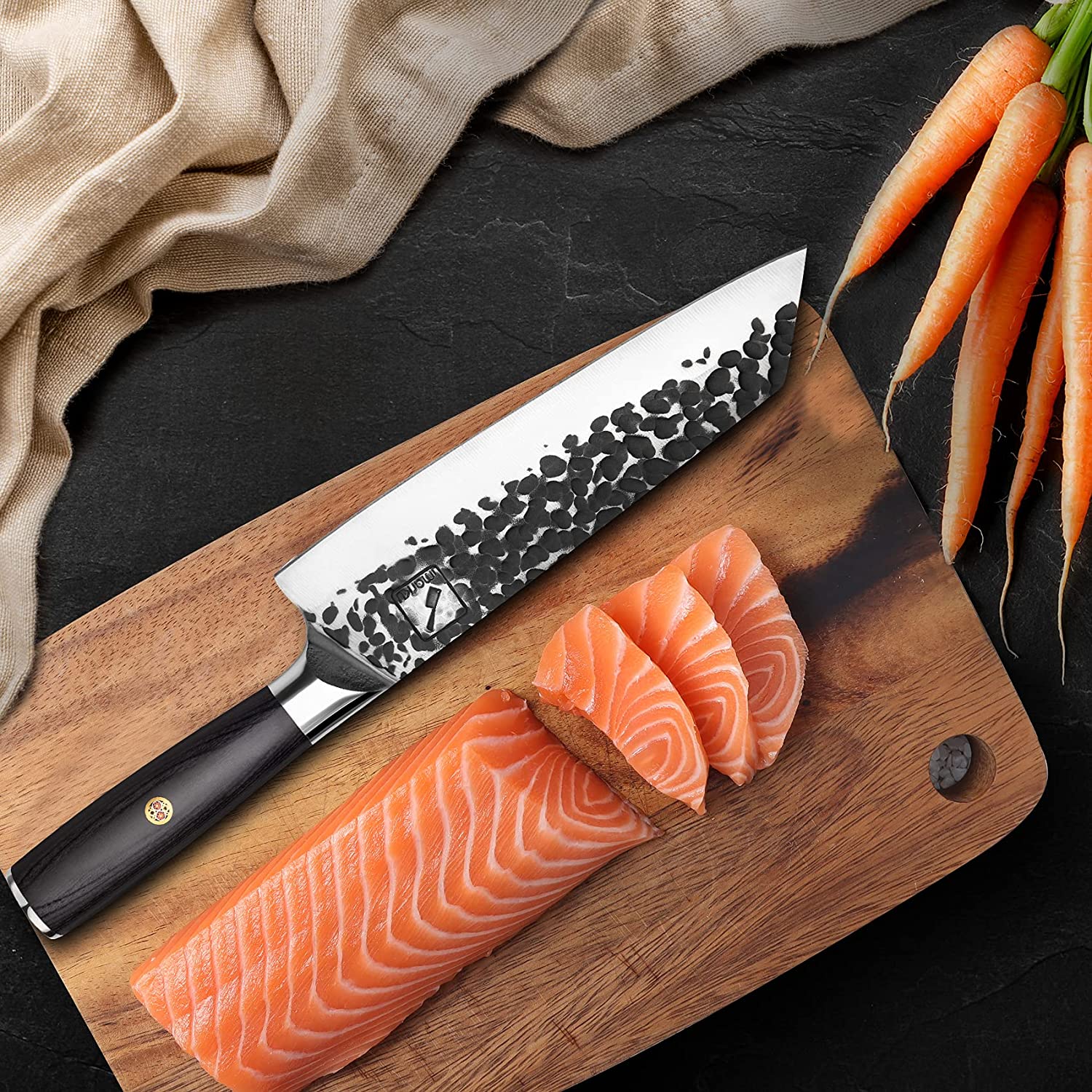 8-inch chef knife with hammer design