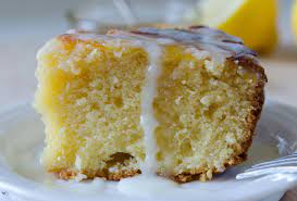 Sponge cake or honey and lemon cake
