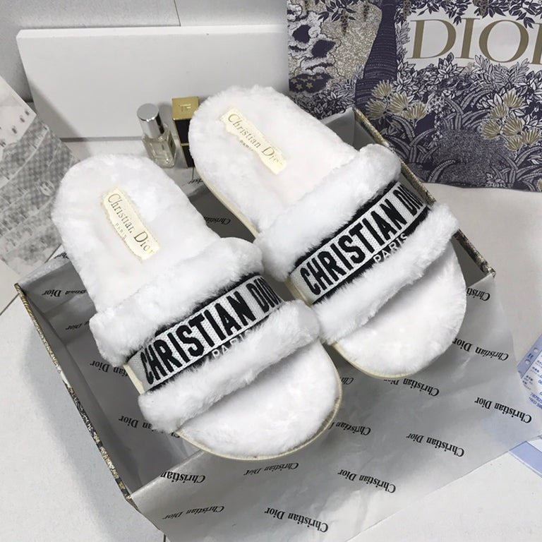 Dior women's embroidered letters plush slippers shoes-6