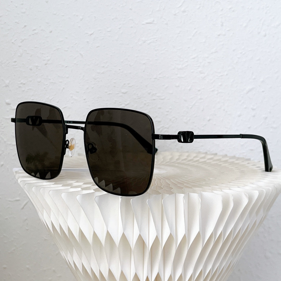 Valentino 2022 Fashion Woman Summer Sun Shades Eyeglasses Glasse