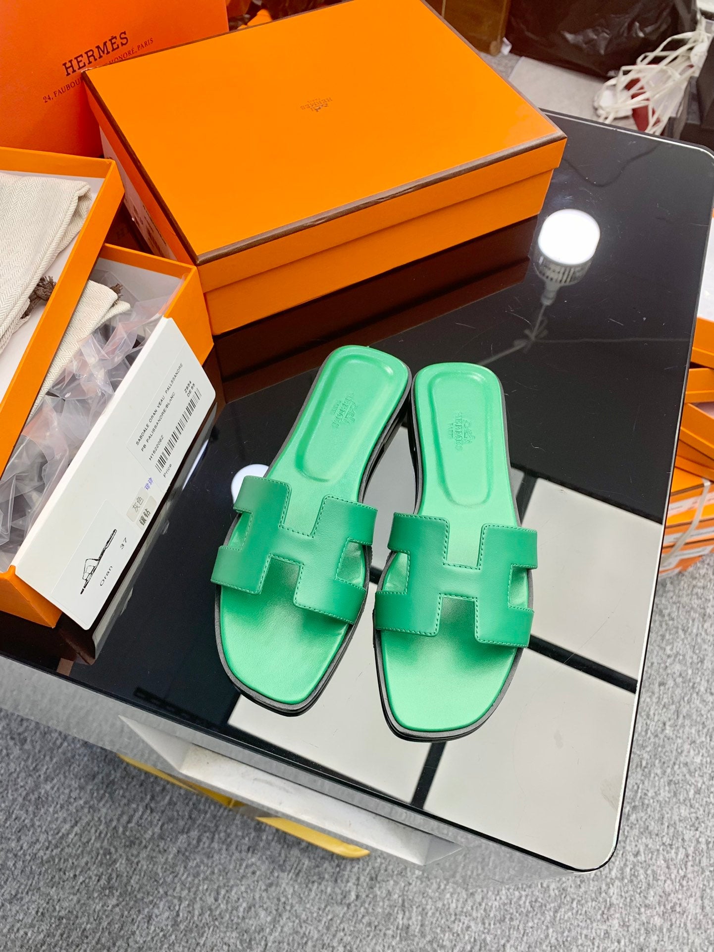 HERMES 2022 Popular Summer Women's Flats Men Slipper Sandals
