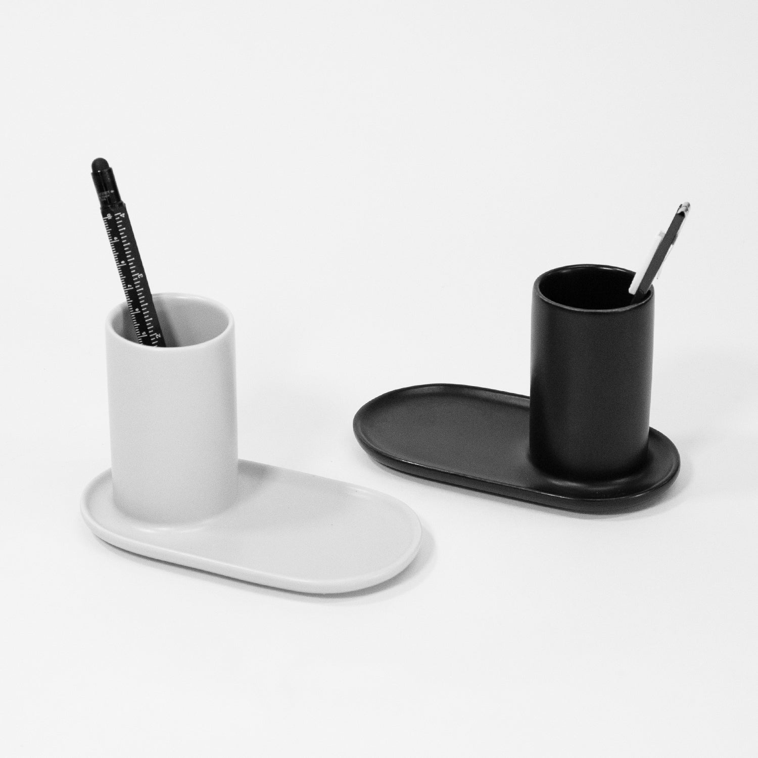 Two-Piece Ceramic Utensil Holder with Drainer – MMEP.