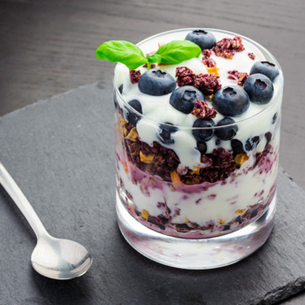 Beeriges Joghurt Dessert - YOUR SUPERFOODS - Your Superfoods