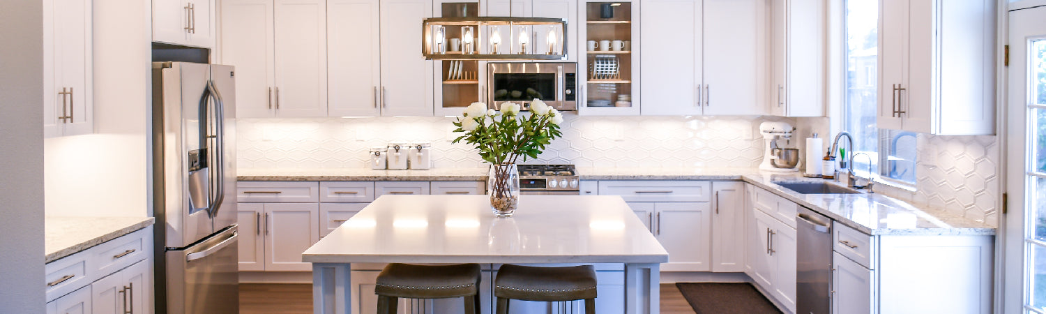 white minimalist kitchen