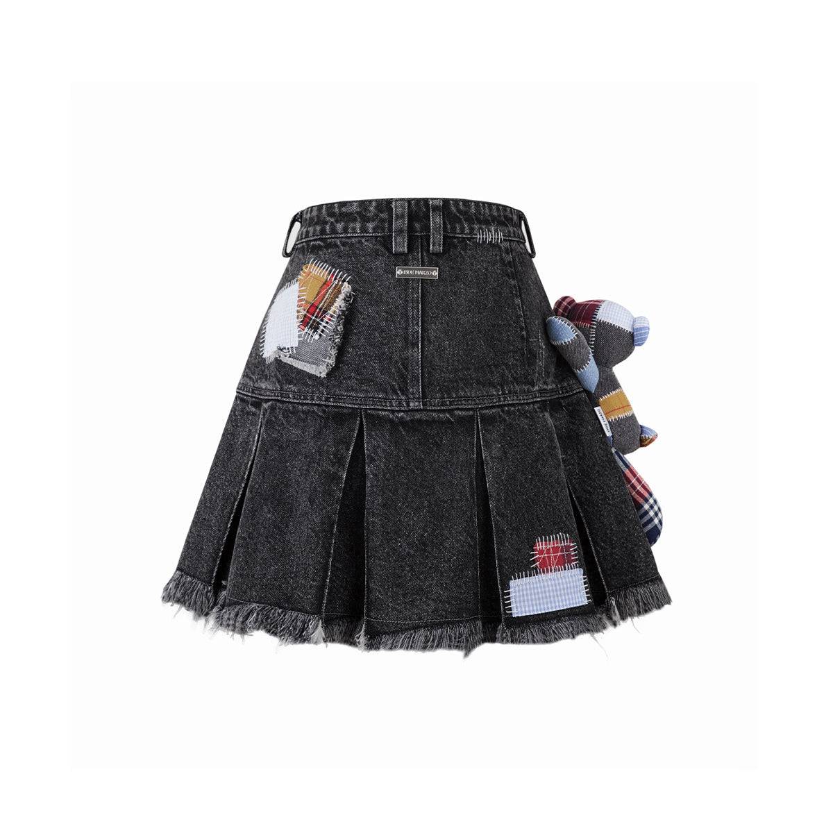 13De Marzo Bear Patch Suture Denim Skirt Black