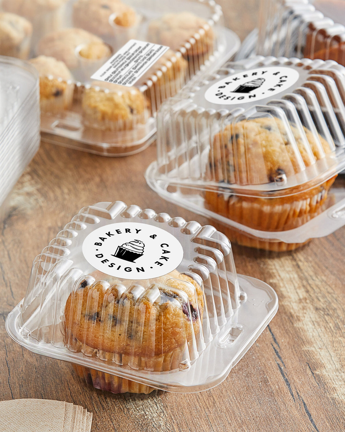 MUNBYN circle labels can be used to label cupcakes as brand labels.
