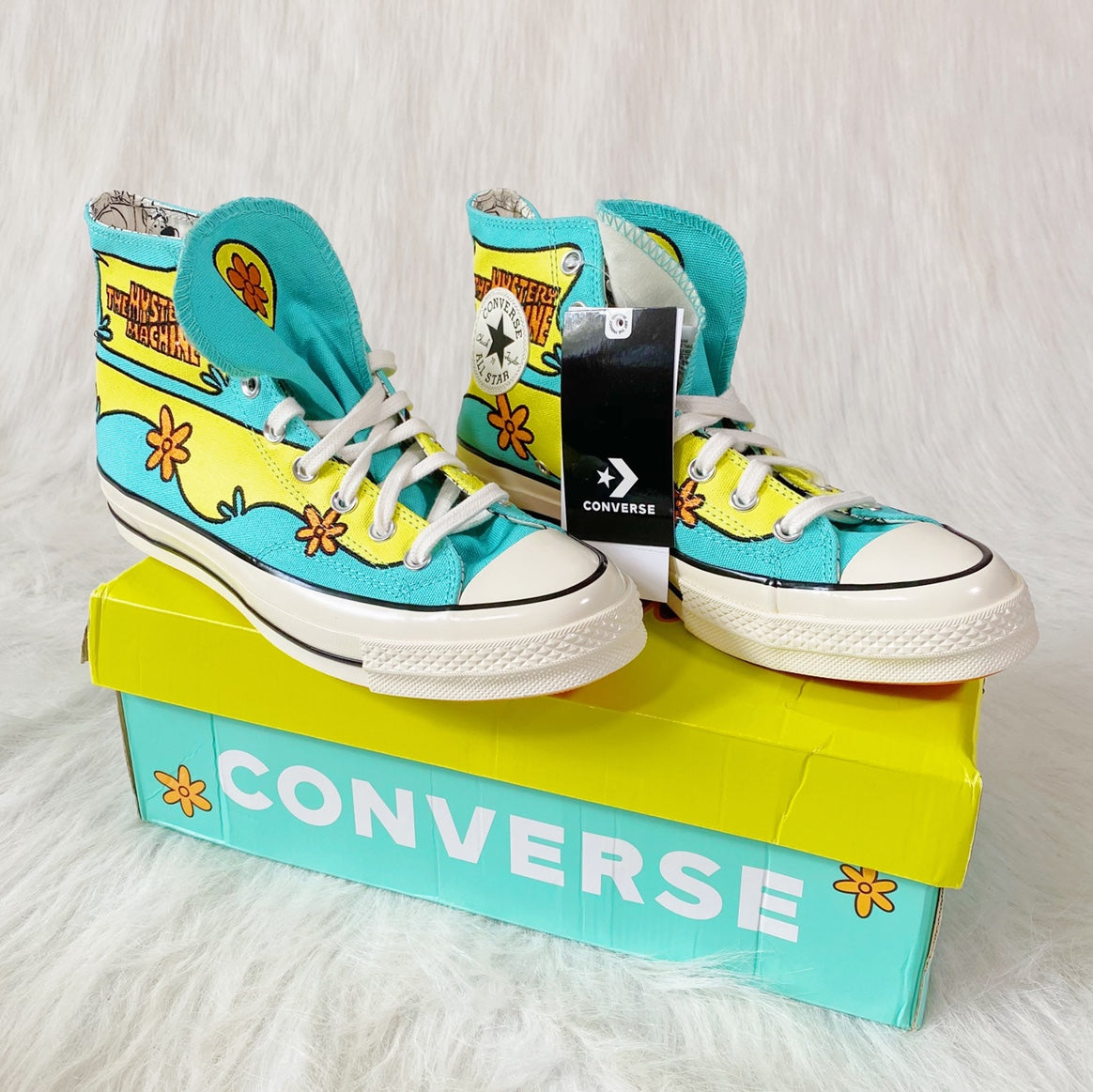 mystery inc converse