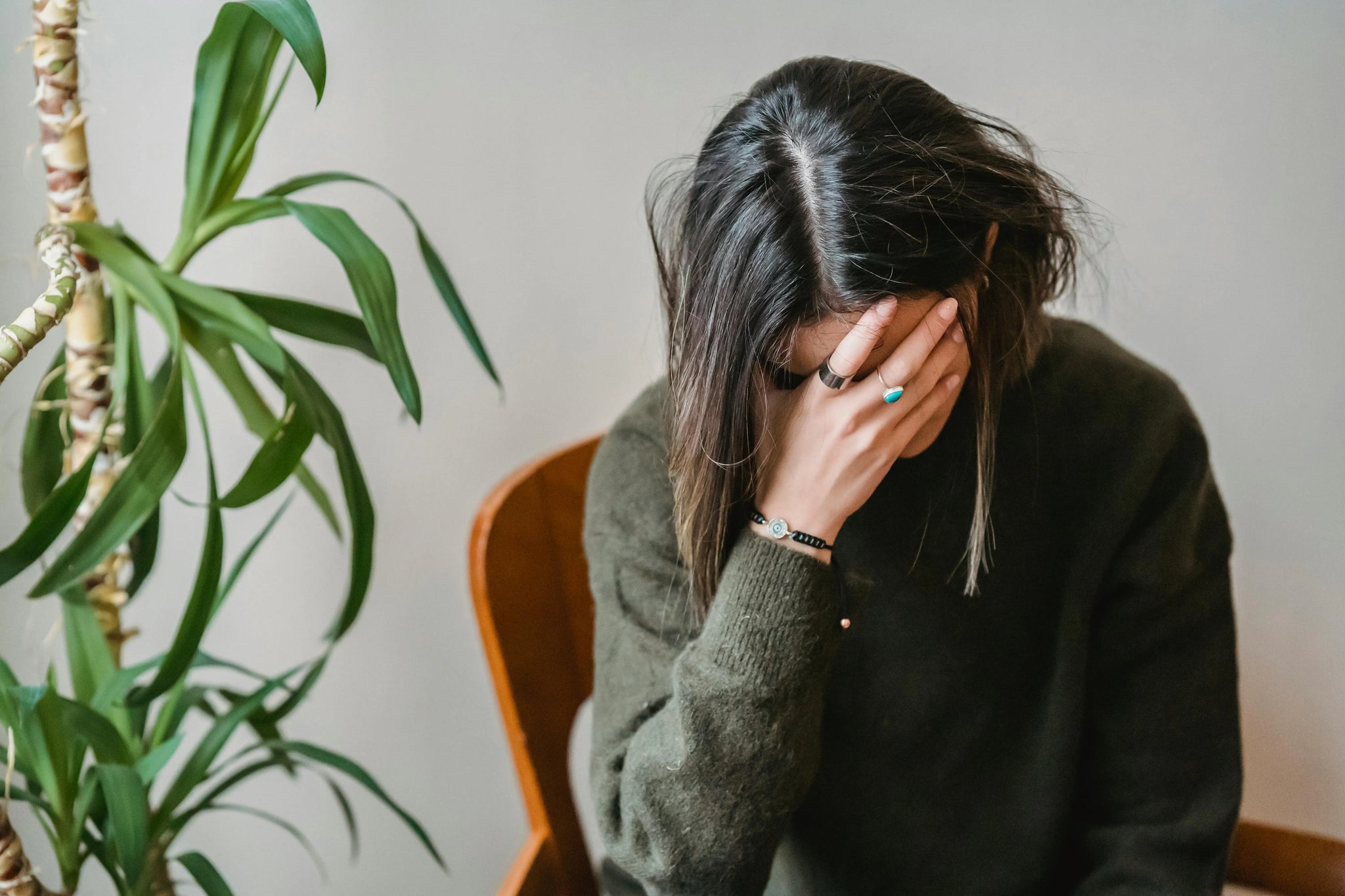 a woman worried by genes that affect salt sensitivity