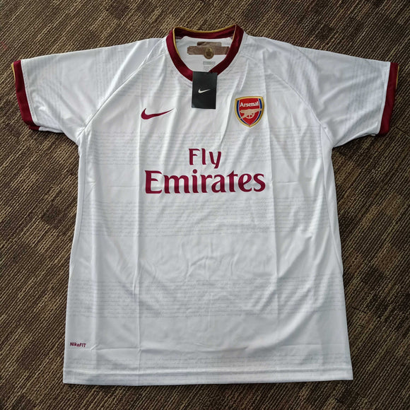 arsenal white away