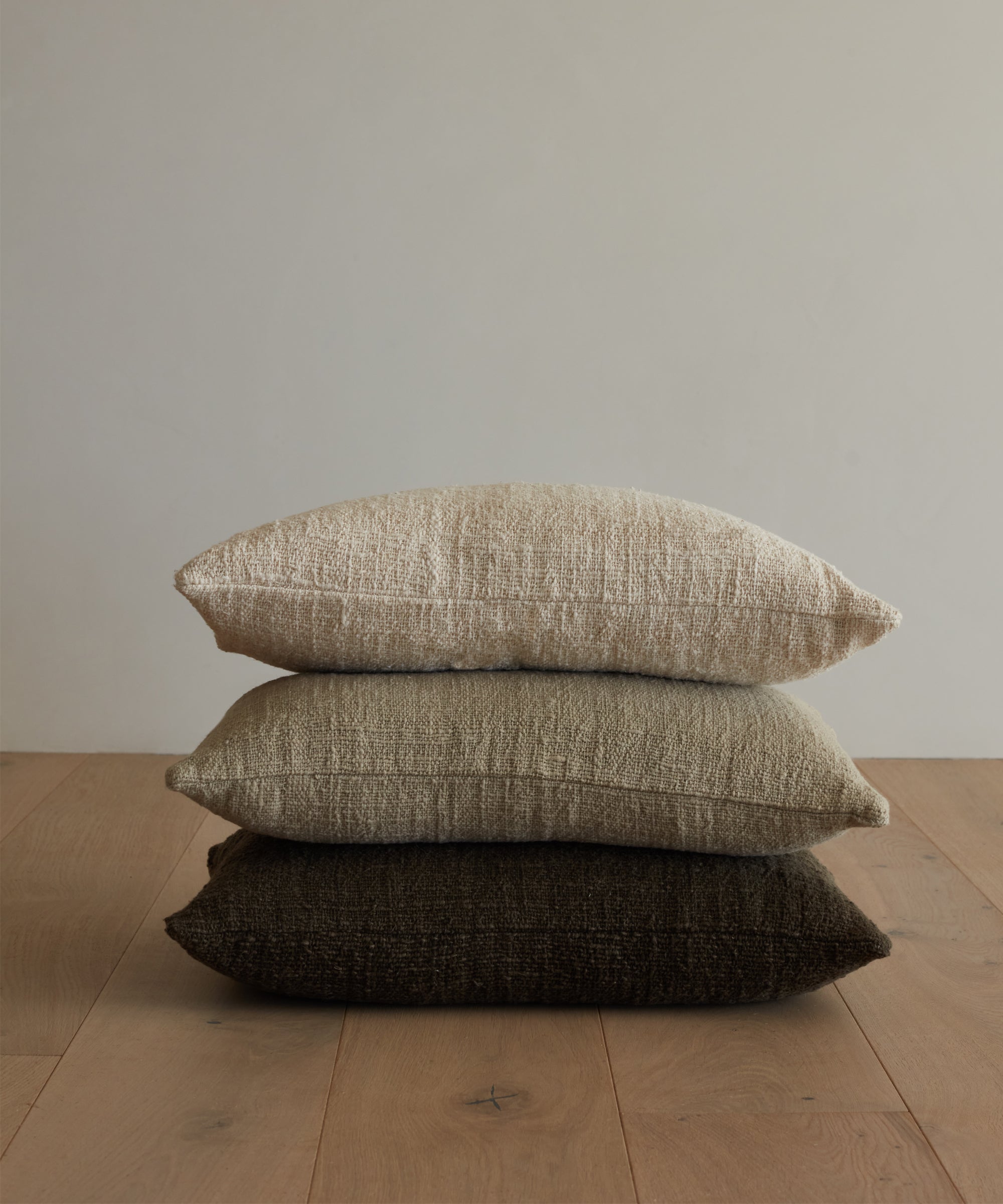 Meet the Pillows and Throws Made for Every Space – Jenni Kayne