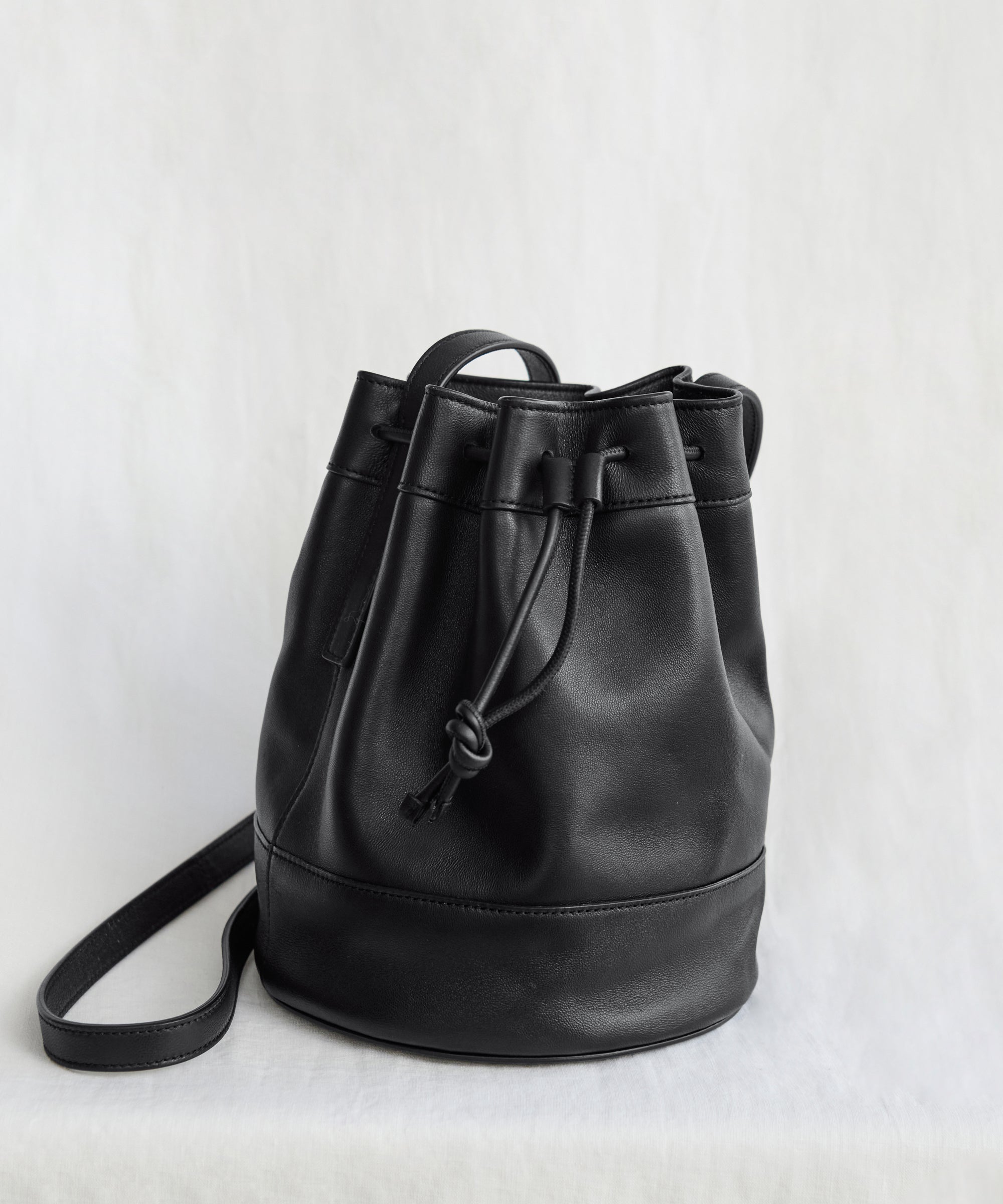 Leather Bucket Bag – Jenni Kayne