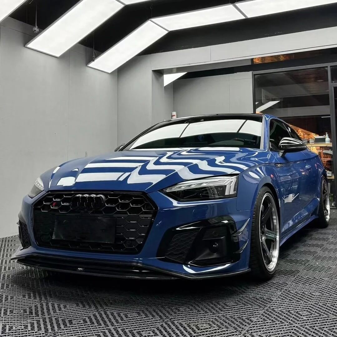 Gloss Blue Audi S5