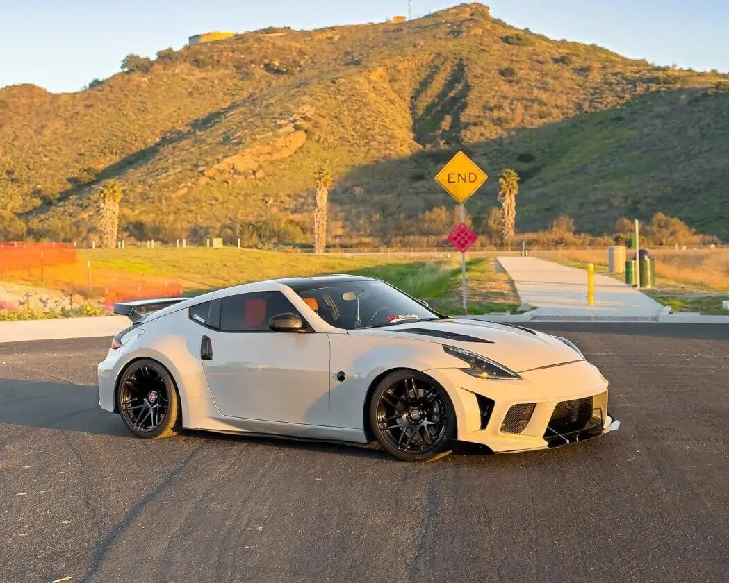 Nissan 370Z Car