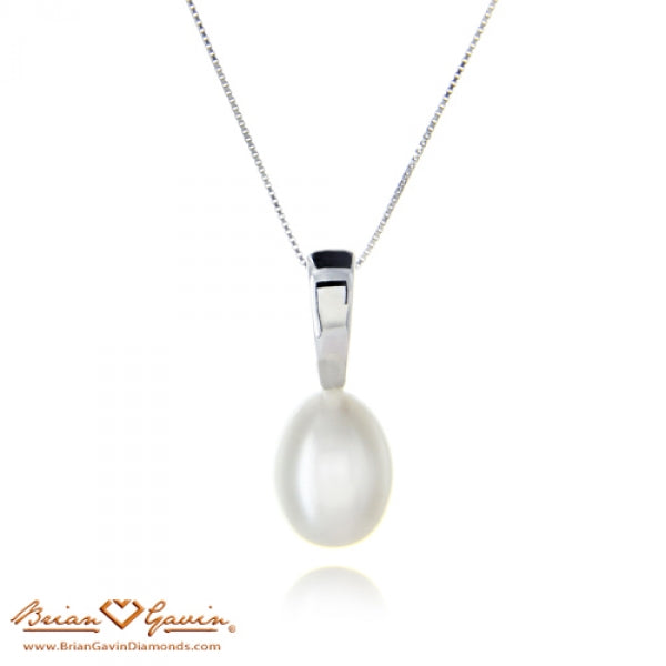 Pearls No. 20 - Freshwater Pearl Pendant from Brian Gavin