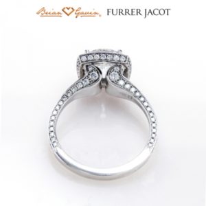 The Kiss Pave Engagement Ring Setting by Furrer Jacot: