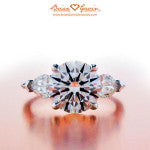 Grace Three Stone E-ring Pear Shape Diamond Accents