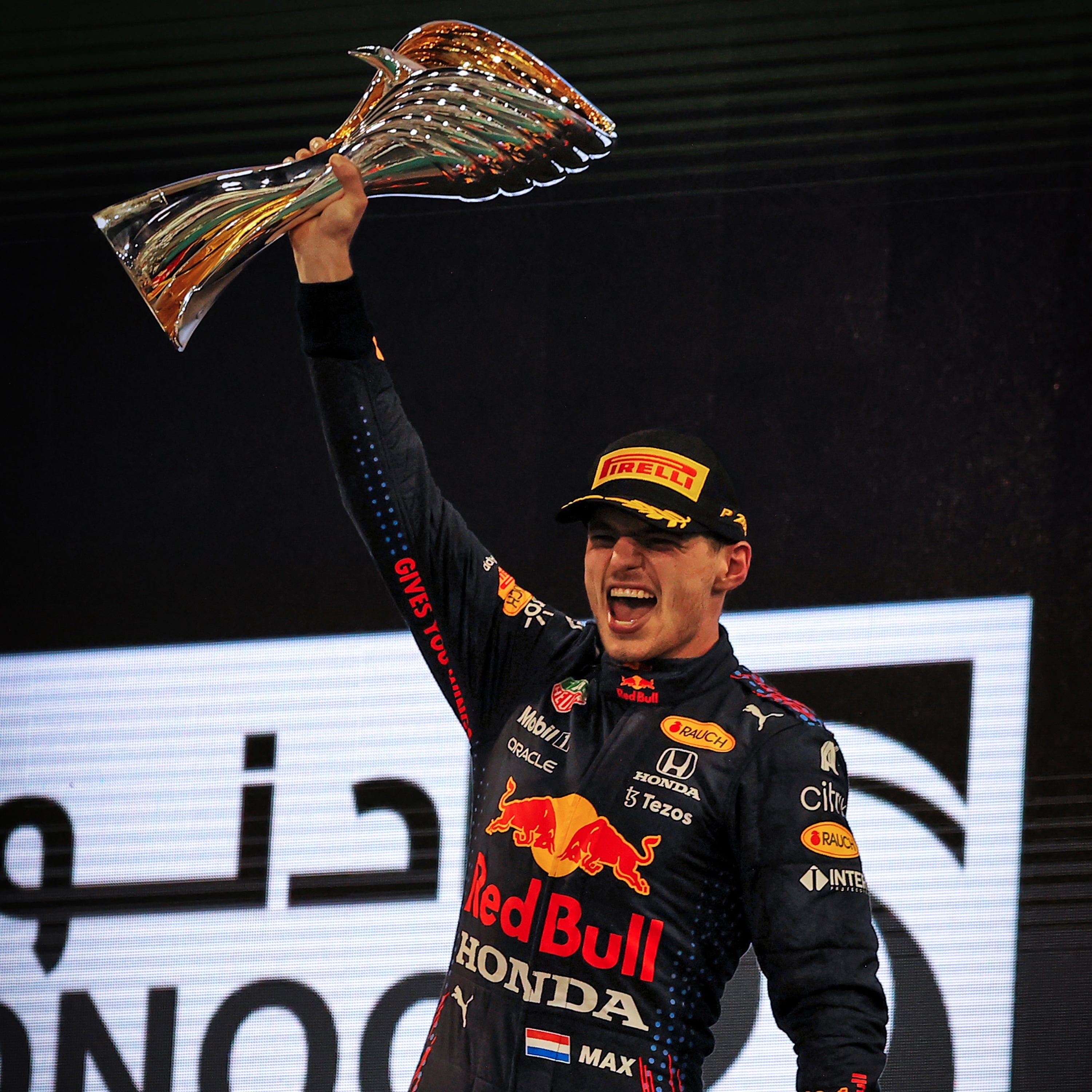 Max Verstappen vince il trofeo Louis Vuitton del 78° Grand Prix de Monaco™  di Formula 1