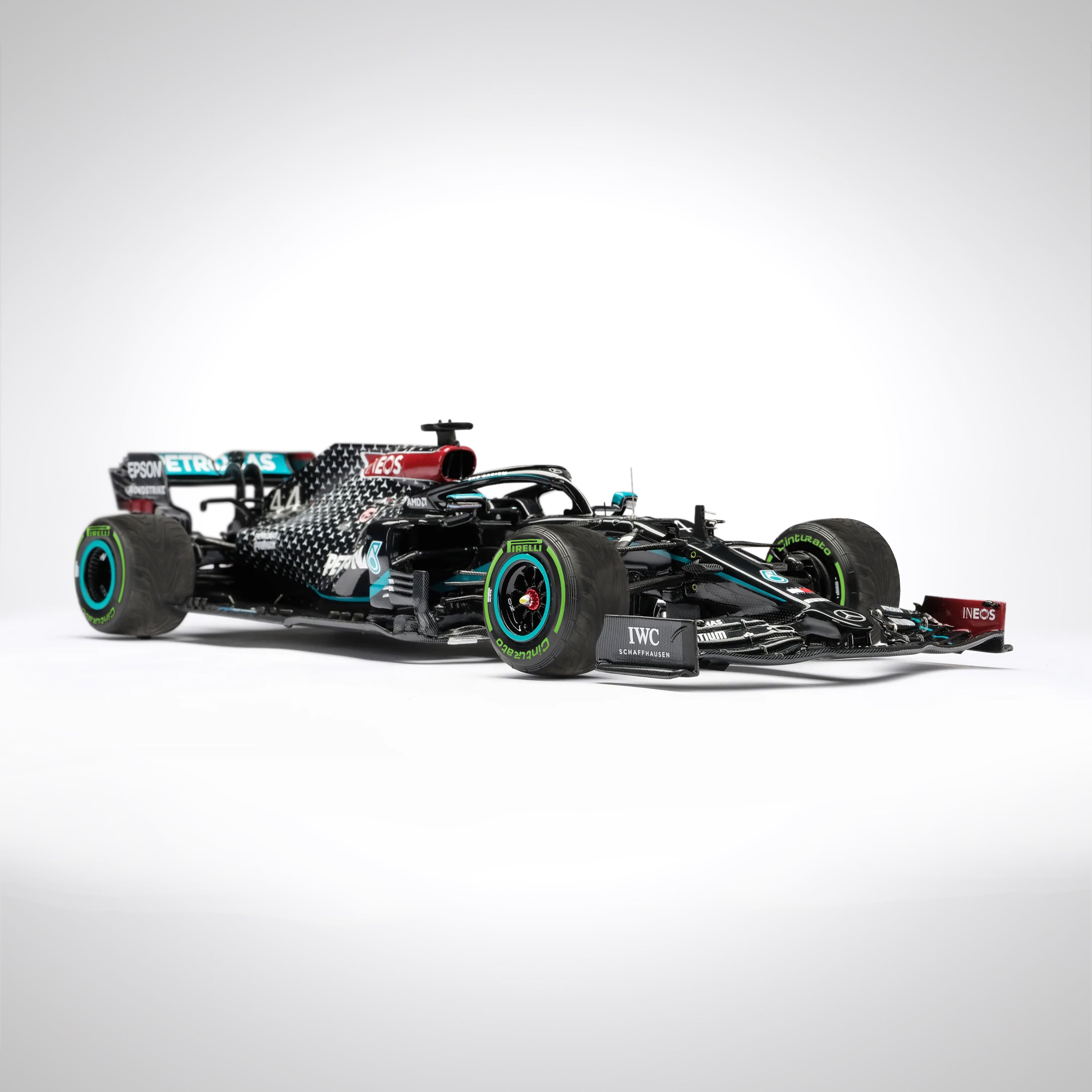 Mercedes F1 W13 1:8 Scale – BuildaMOC