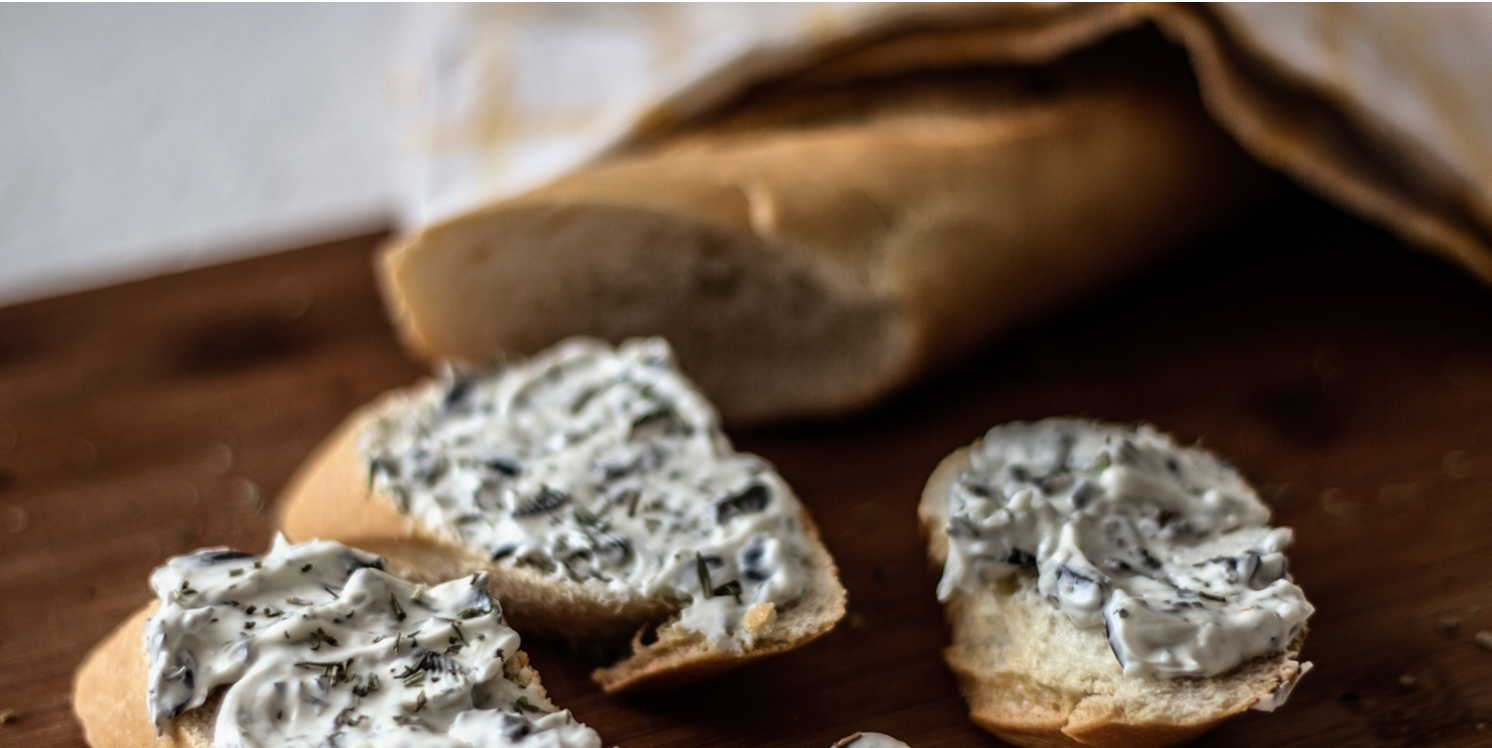 Baguette pieces with spread