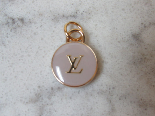 LOUIS VUITTON 6 LV 1 ZIPPER PULL CHARM GOLD tone metal , 29X25mm LOT 6