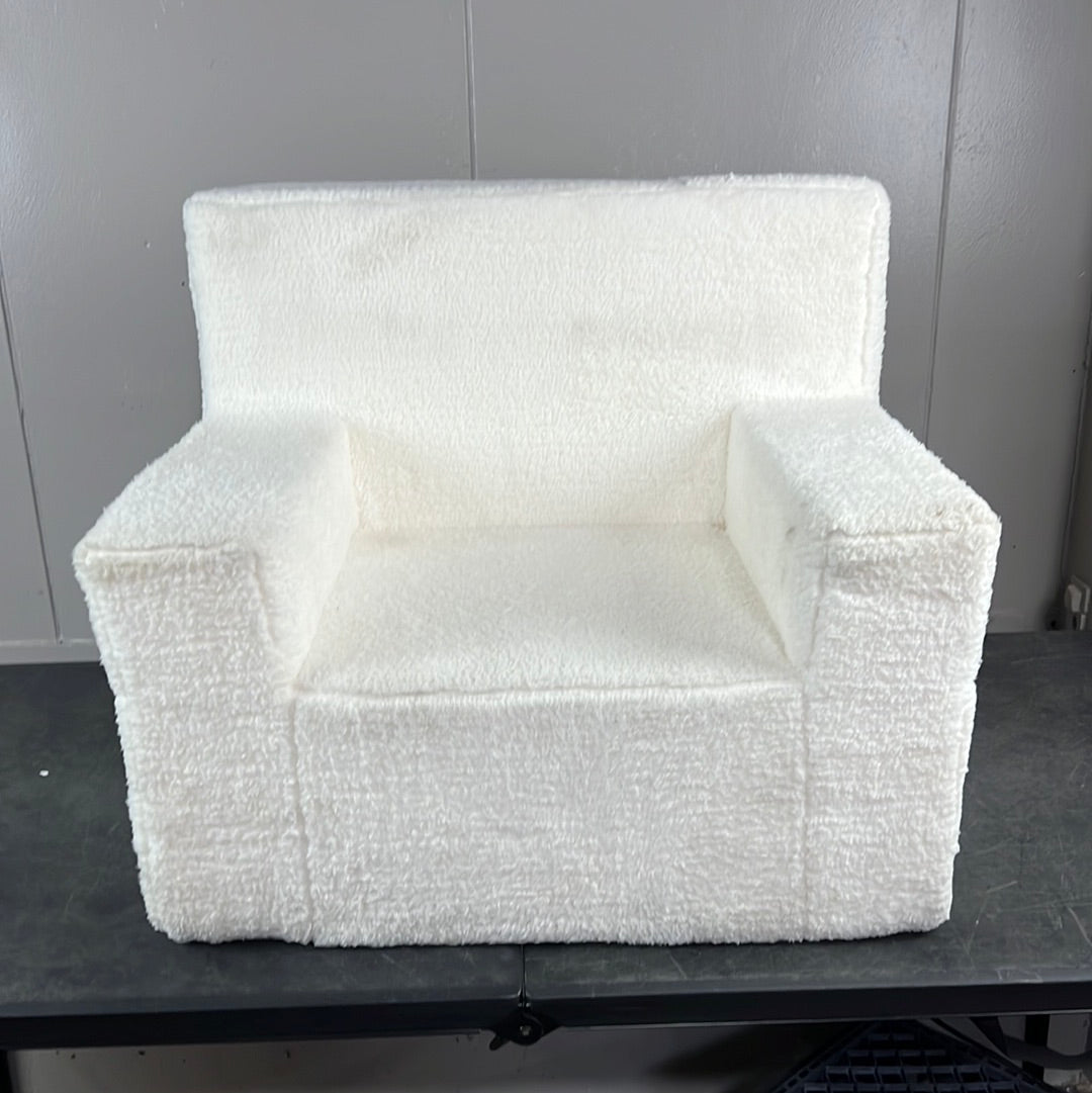 pillowfort modern chair