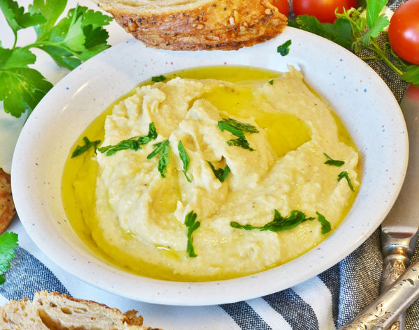 hummus-with-sesame-oil