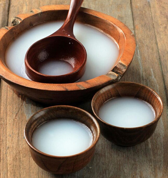 sikhye-korean-rice-punch-in-wood-cups