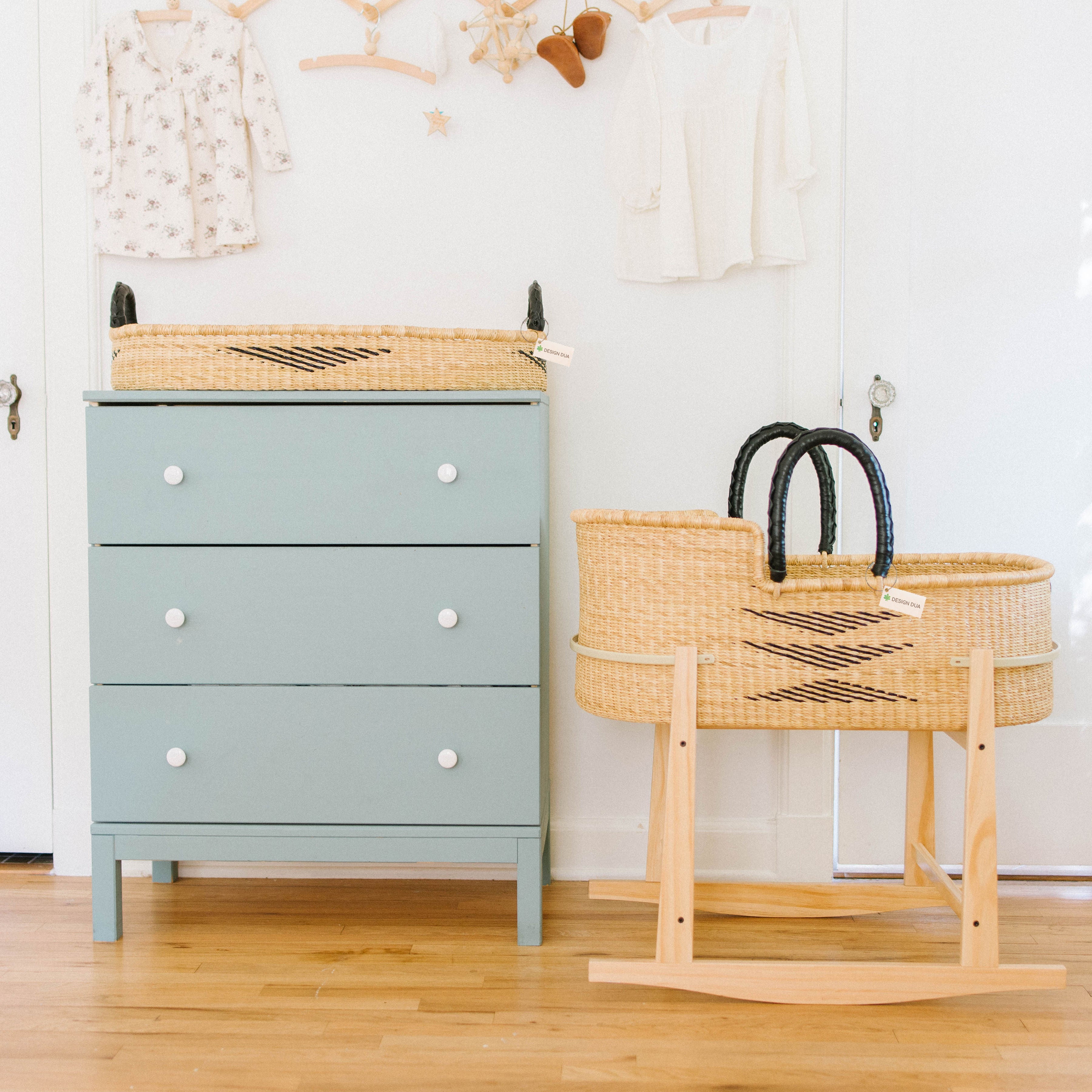 bassinet changing table combination