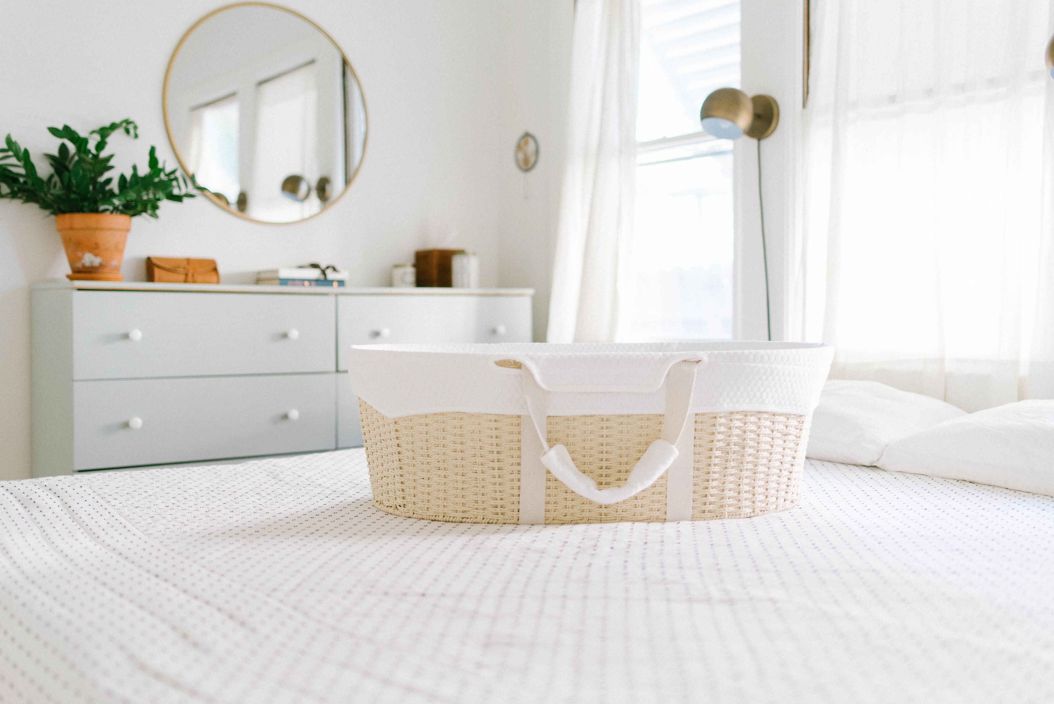 beautiful moses basket