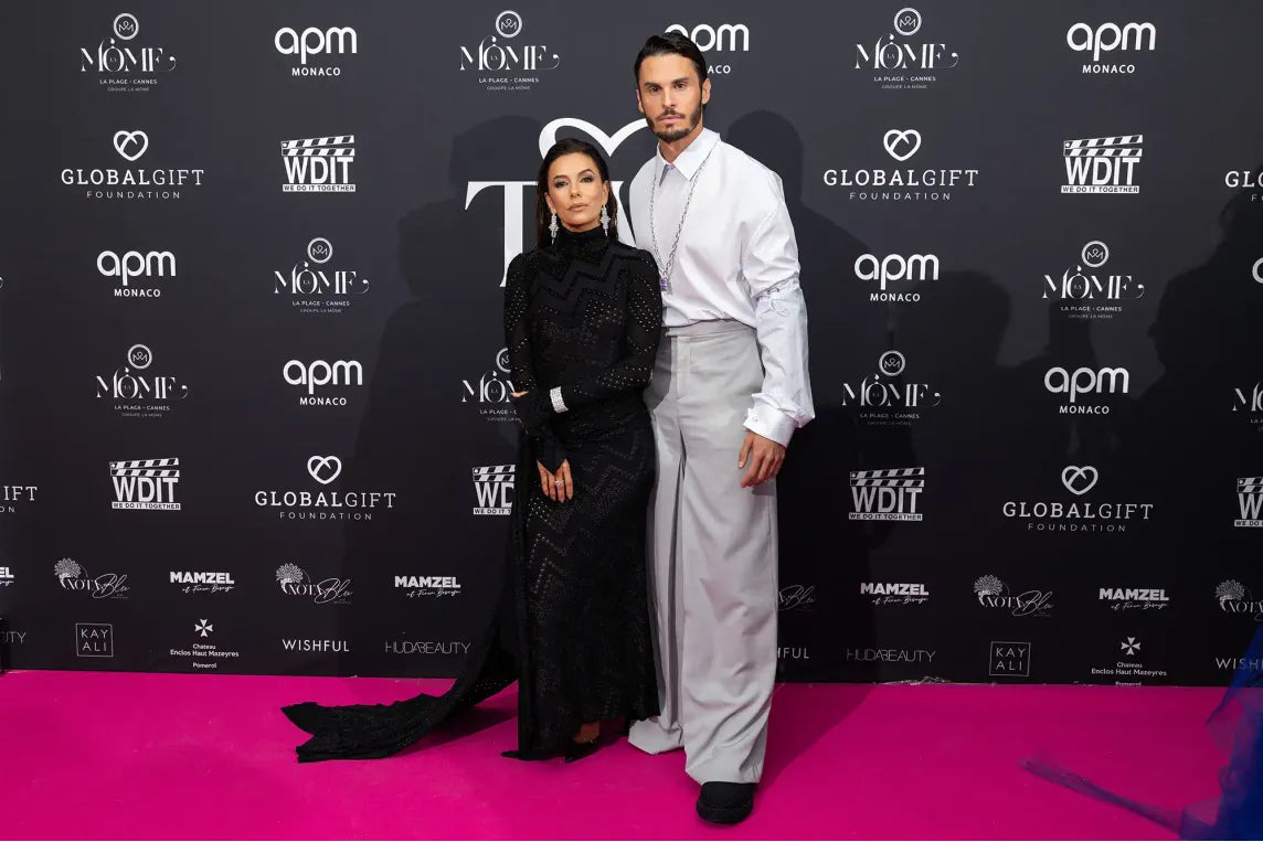 Eva Longoria et Baptiste Giabiconi complices sur le photocall de la première édition du dîner de charité 