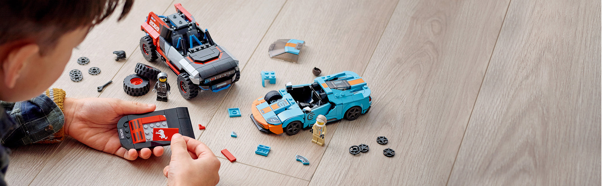 LEGO 76905 Ford GT Heritage Edition und Bronco R