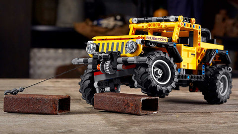 Check out the LEGO 42099 Technic Jeep Wrangler Cherokee