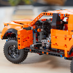 LEGO 42126 Ford F150 Raptor Pick Up Truck Technic