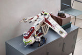 Schauen Sie sich das LEGO Star Wars Republic Gunship (75309) an