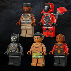 LEGO 76214 Black Panther: Oorlog op het water