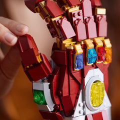 LEGO 76223 Nano Gauntlet