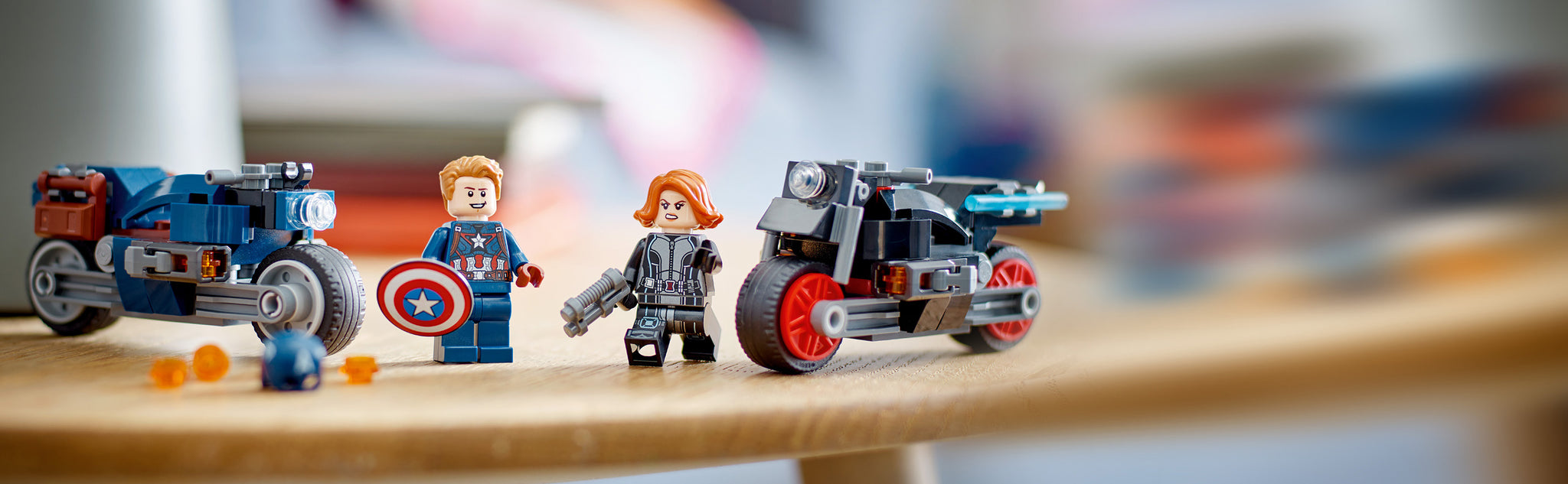 LEGO 76260 Black Widow & Captain America motoren