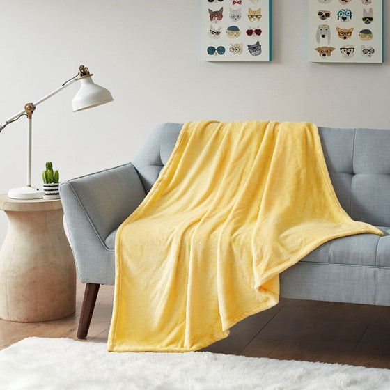 Microlight Plush Throw- Yellow