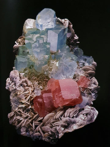 Beryl ( Aquamarine ) with Fluorapatite from Chumar Bakhoor, Northern Areas, Pakistan 