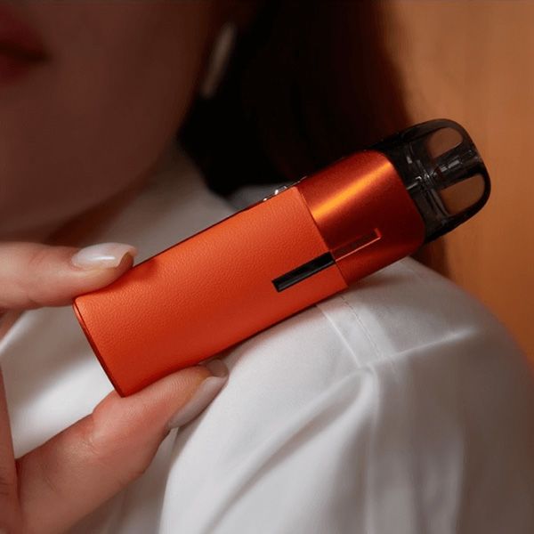 The Vaporesso Luxe Q2 in orange leather
